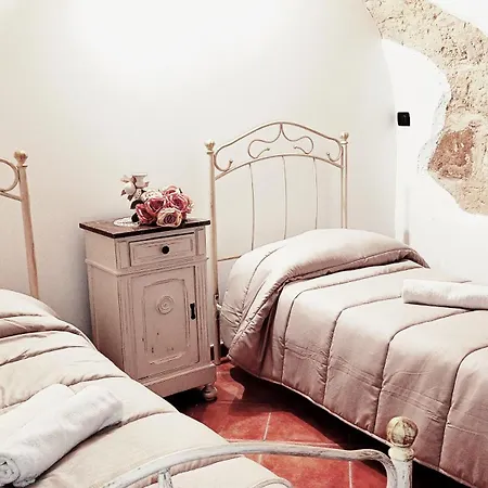 بيت للعطل La Grotta Dei Normanni أوريا