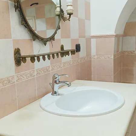 La Grotta Dei Normanni بيت للعطل *